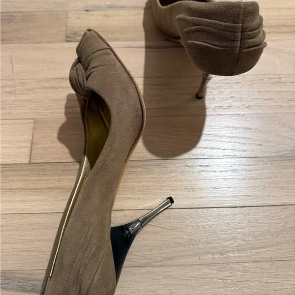 Prada Women's Taupe Suede Knotted Peep-Toe Heels - Picture 4 of 7